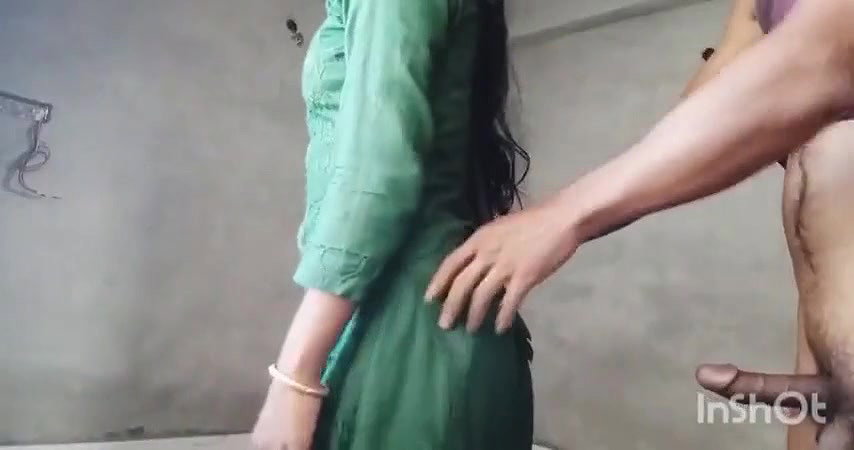 Girlfriend surprise blowjob and standing sex