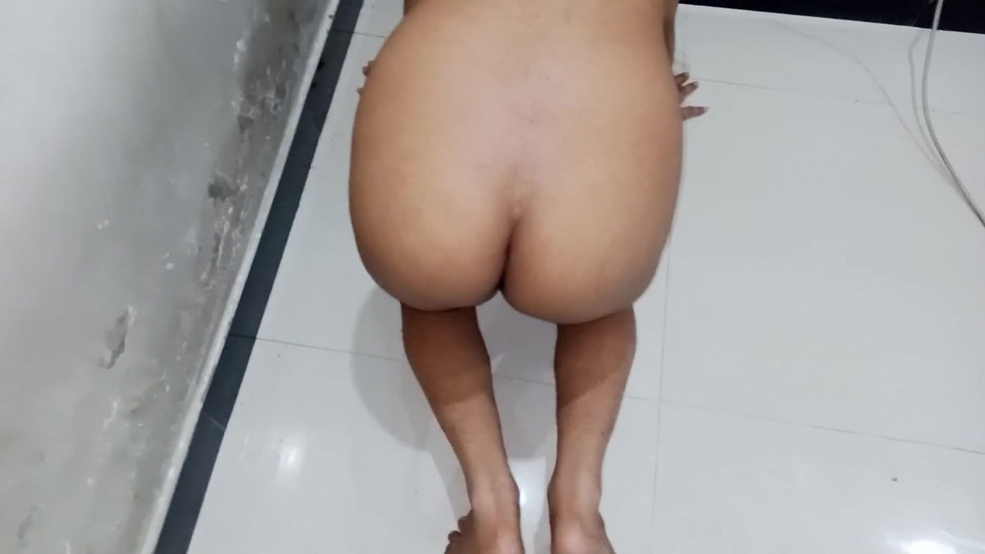 A College Gaf-cheated by her settior college boy and was fucked hard