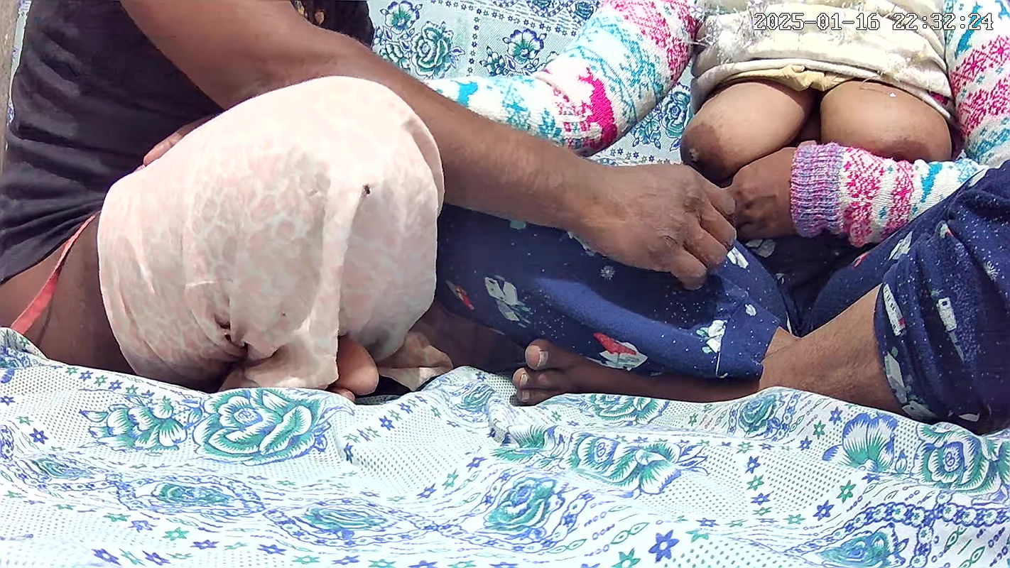 Big boobs stepmom and stepson sex in the park