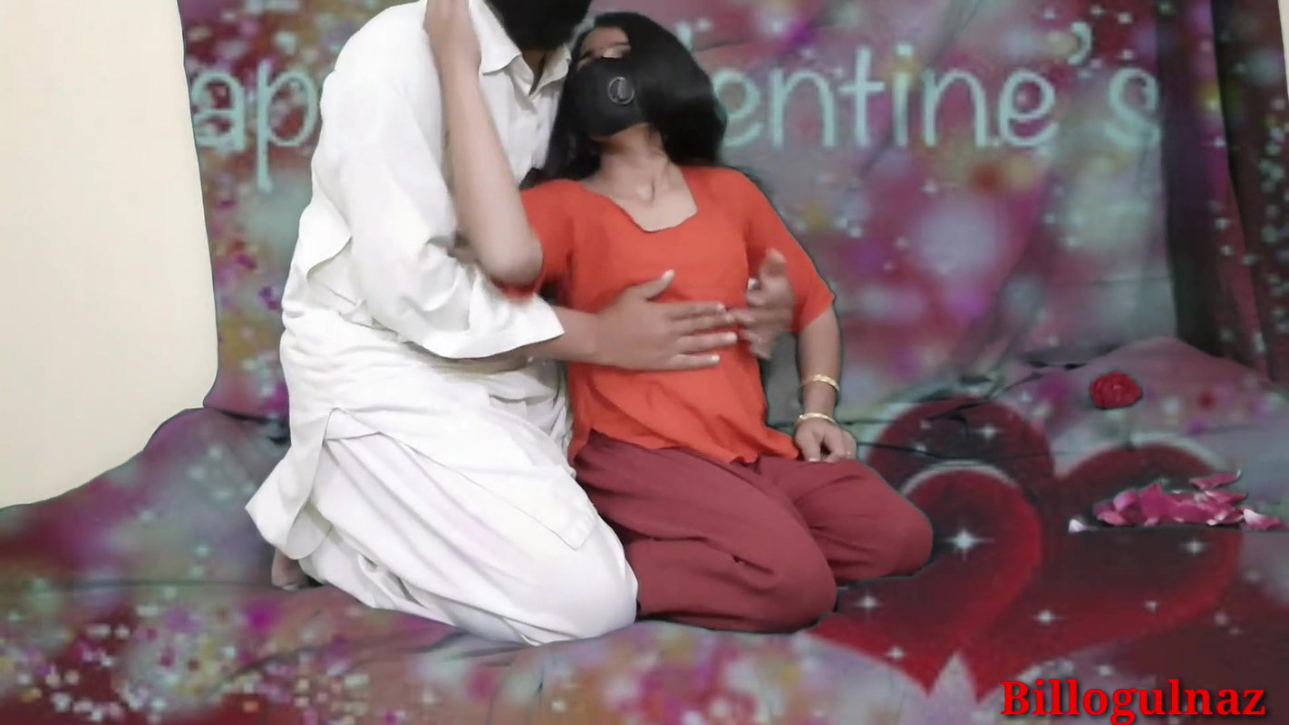 Desi indian pregnant aunty sex with young boy