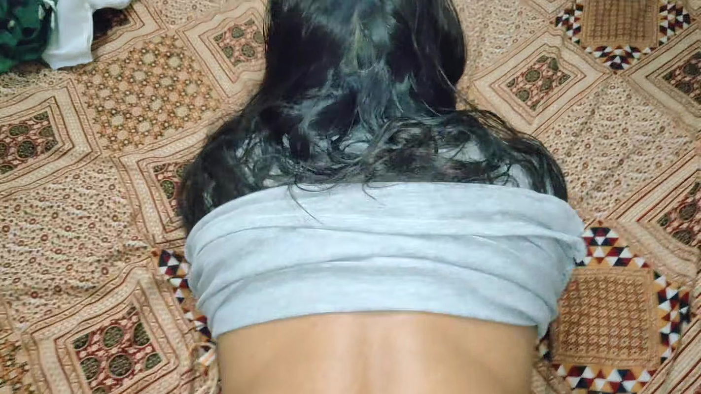 Desiud83eudd75 in One Bedroom indian