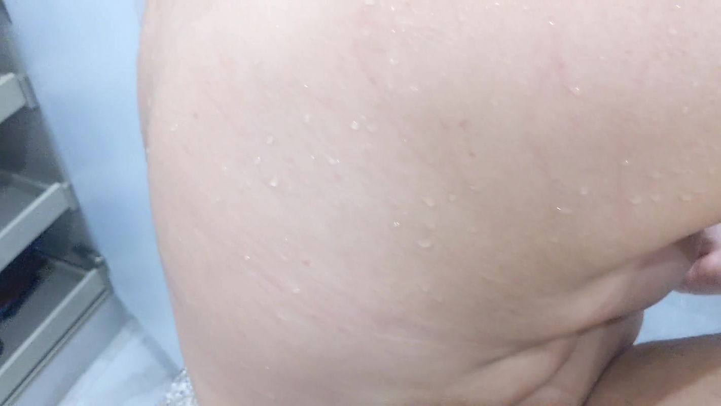 Hotel Room Sex tape indian sex Xvideo clear hindi audio