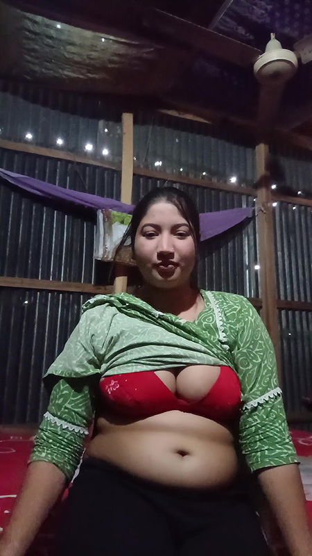 Bangla Sex Video Recording by Taniyaxx Bangladeshi Chubby Desi M