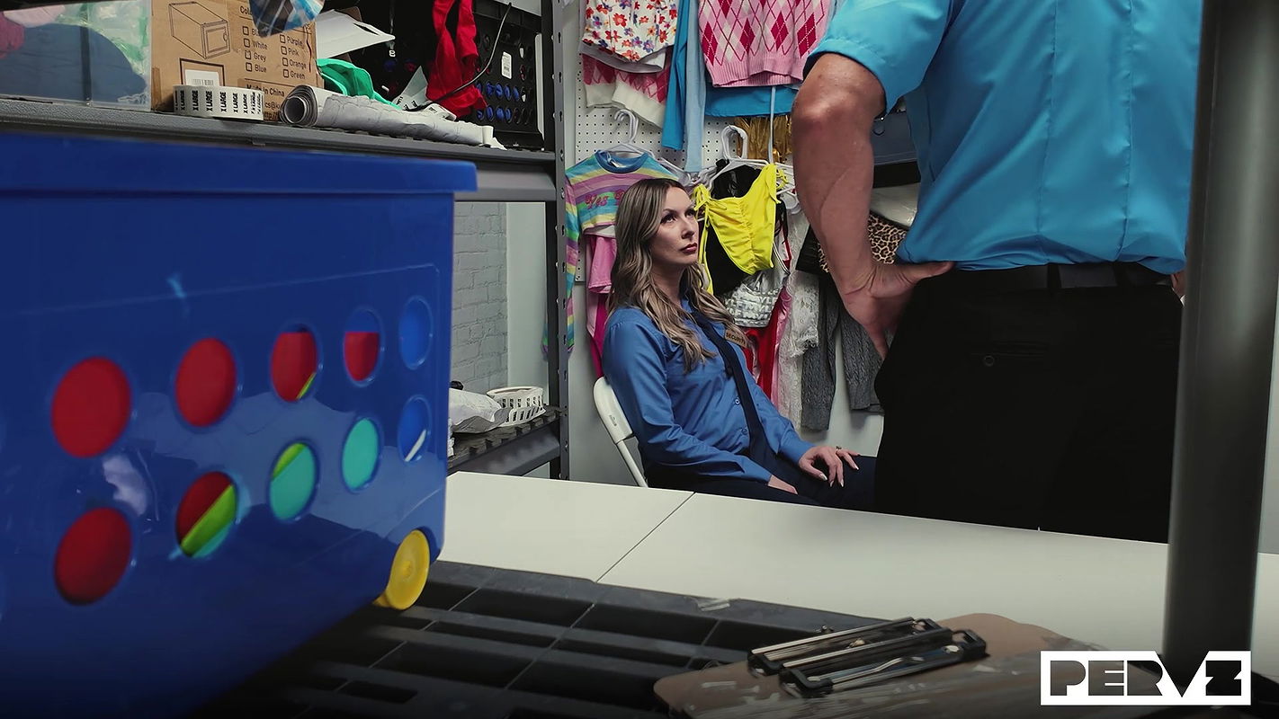 Shoplyfter Mylf with Sydney Paige in Case No. 8004405 – The Guilty Security Guard