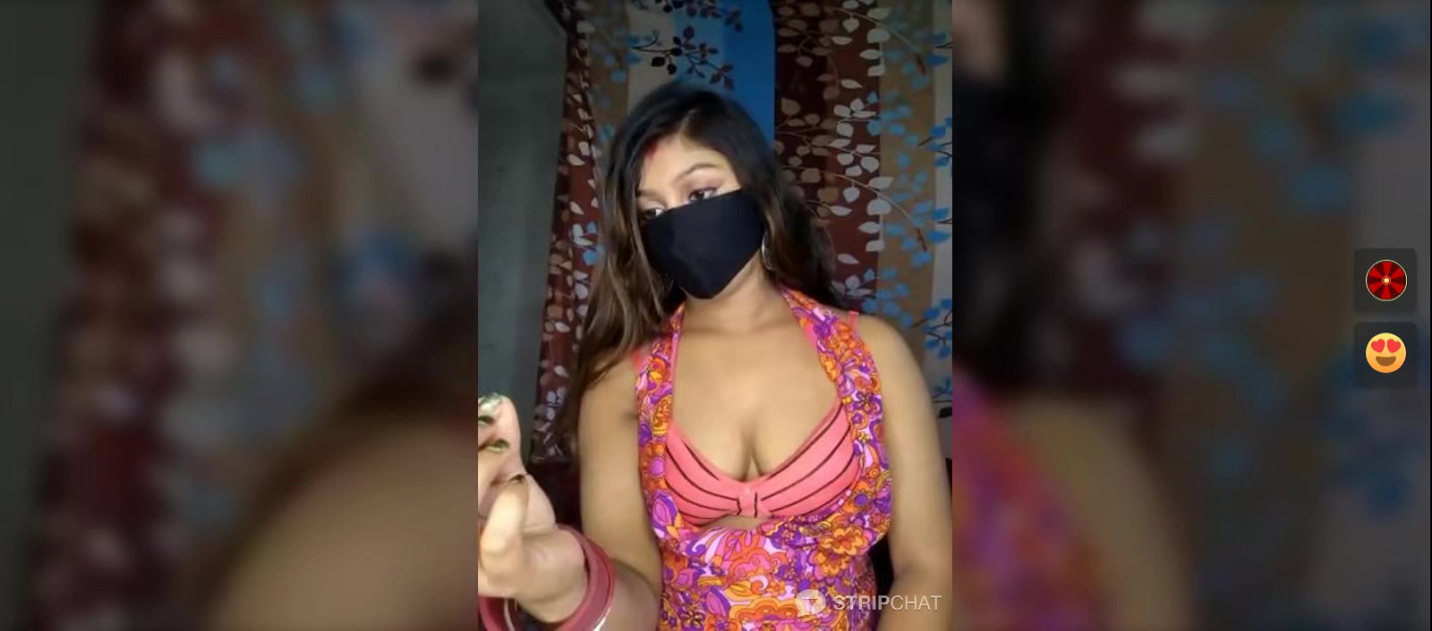 Desi Indian wife showing her boobs
