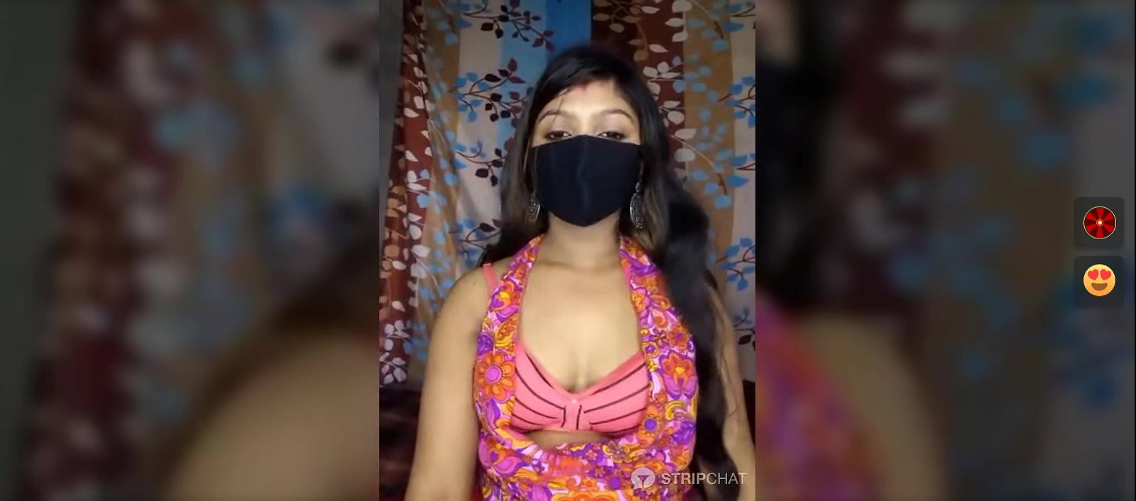 Desi Indian wife showing her boobs