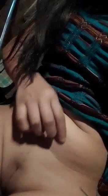 Desi teen showing shaved pussy