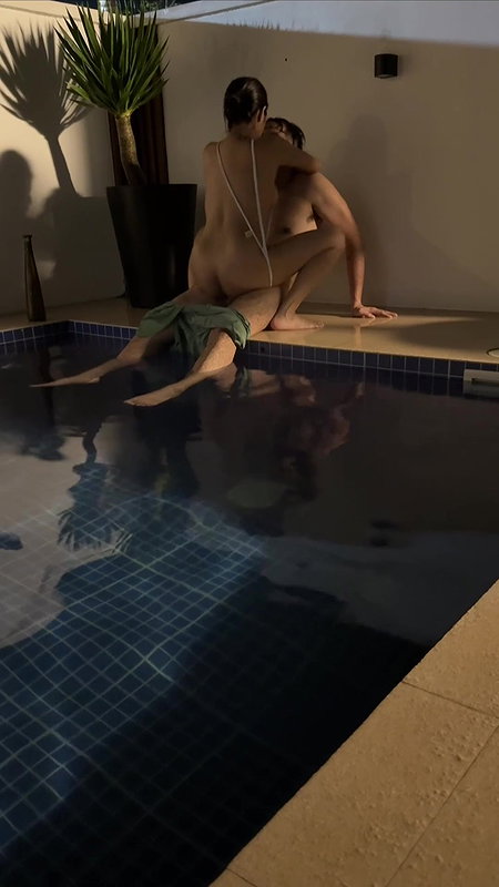 Rich Desi Couple Fuck Enjoying Her Home Swimming Pool