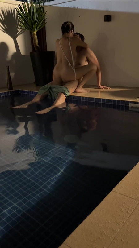 Rich Desi Couple Fuck Enjoying Her Home Swimming Pool