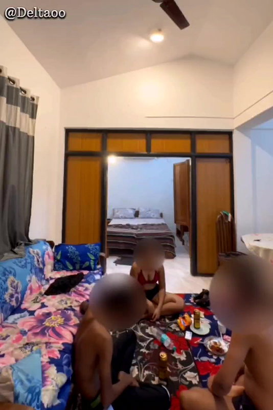 Indian hidden lust shamy laura Teen age cafe boy part 2