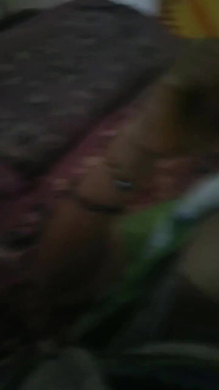 Slutty bhabhi in saree is ready for sex with client