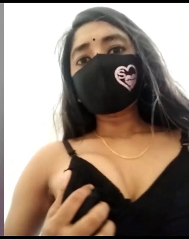 Puja-Rane-stripchat-ticket-show