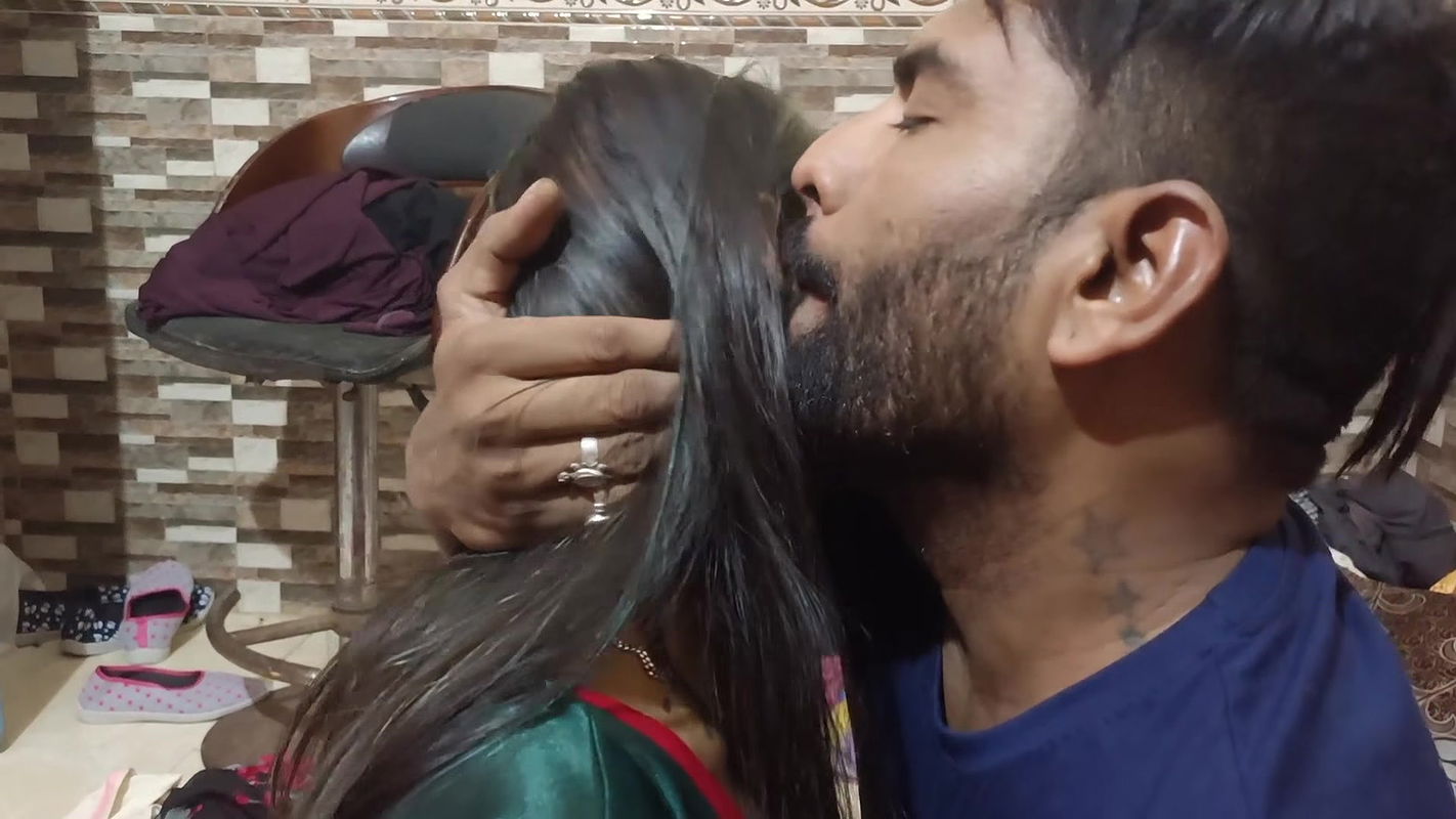 Best Indian Hot Sexy Romance and Blow Job