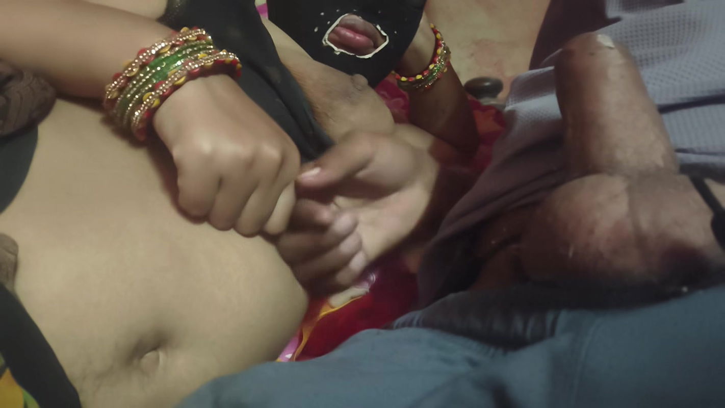 Black saree with blouse and beautiful girls bihari bhabhi