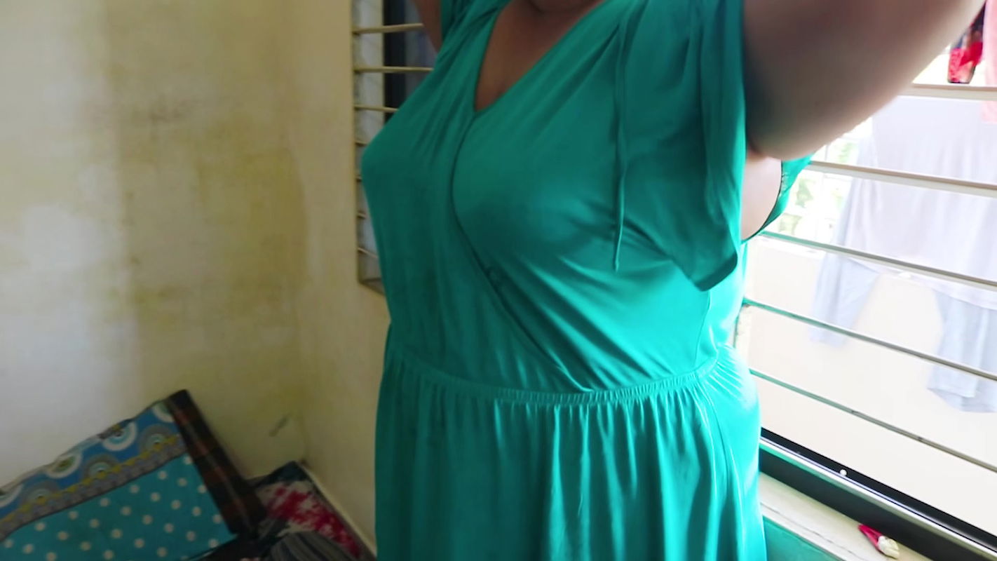 Chote devar ji ne apne hot bhabhi ko chod dala