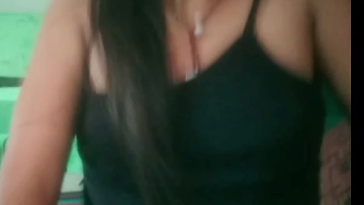 Desi Girl Masturbating with Brinjal