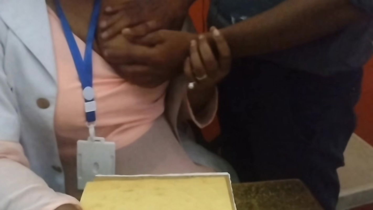 Desi indian doctor sex with patient