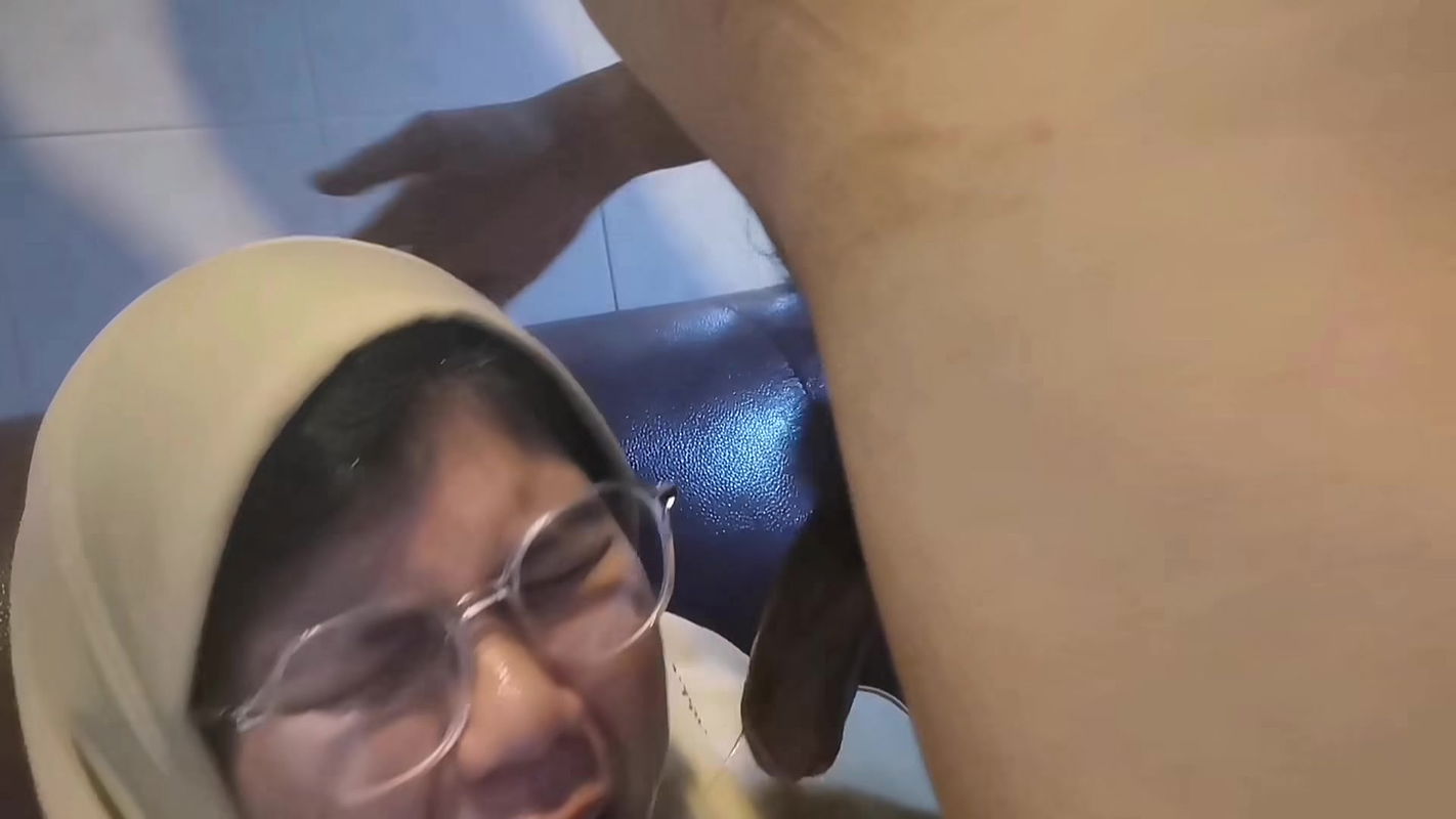 Dost ki girlfriend ko chupke se chudai kiya kisi aur ek dost ne