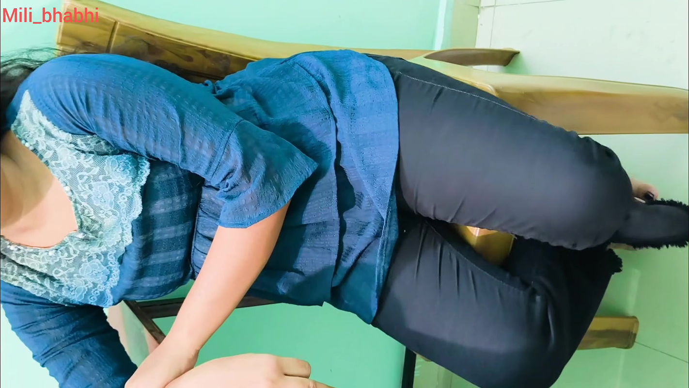 Hot 18+ indian desi Village girl tight pussy fuck, Desi indian Beautiful local Girl first time tight pussy fuck with BBC Hindi