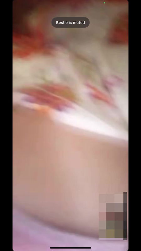 Cute Gf showing her nude to bf on video call