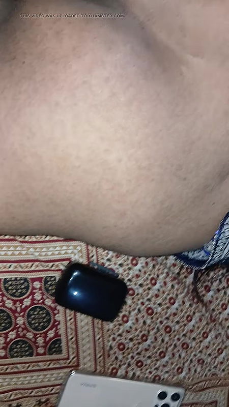 Desi bhabi ki Gili phudi subha subha