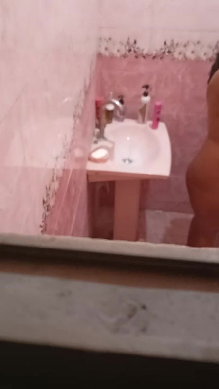 I Made a Video of Bhabhi Taking Bath