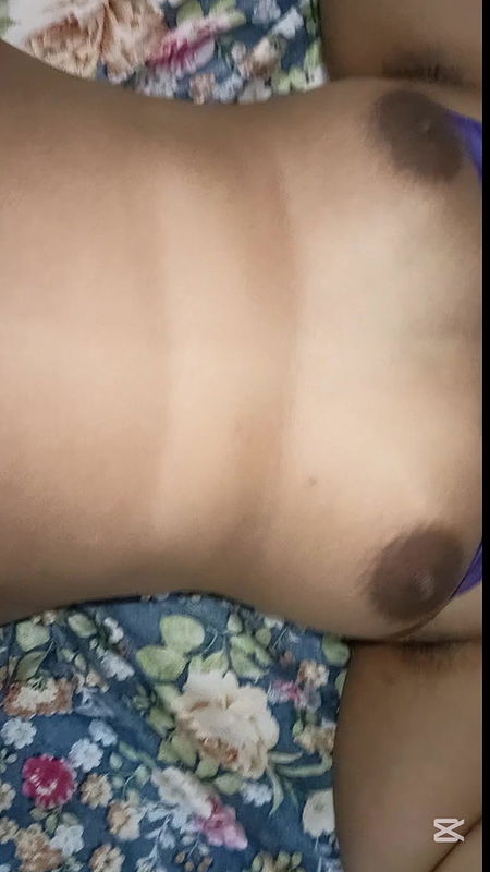 I Made the Milk of My Pakistani Girlfriend and Left Her