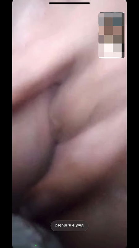 Kiran from Lahore showed tits pussy and masturbation & fingering