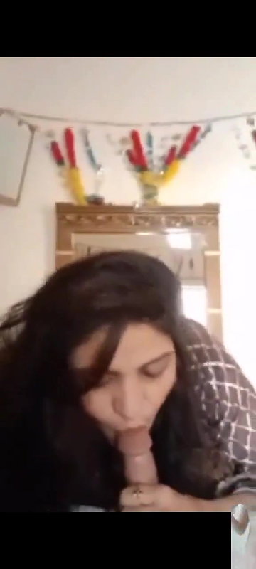 Cousin sister giving blowjob while girlfriend fingring on vc seeing them