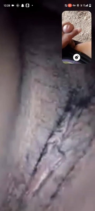 Village bhabi pussy show and bf masterbate