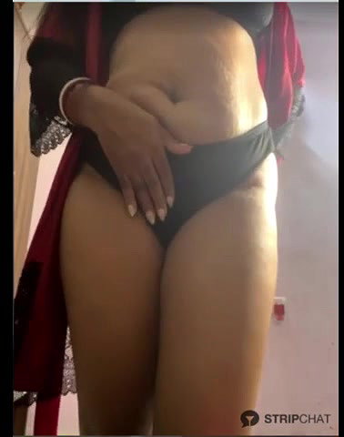 VHotSweti Pussy Finger on cam show 2videos