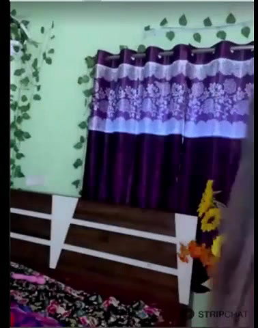 VHotSweti Pussy Finger on cam show 2videos