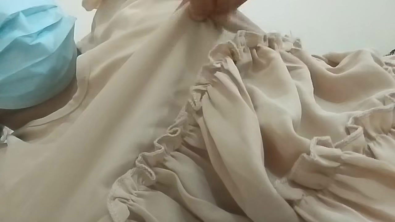 Big boobs wife showing her boyfriend