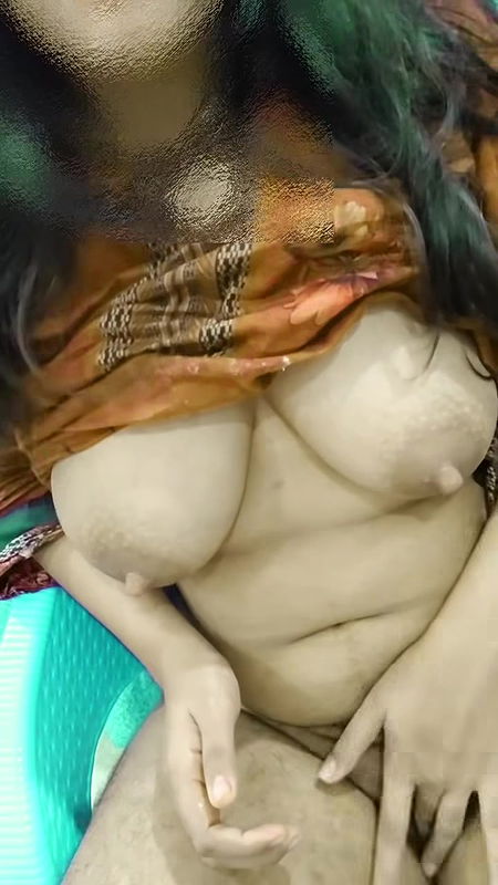 Hot stepmom NY AJ mujhe paker k mera Ander ly Lia mujhe kamzor kr diya