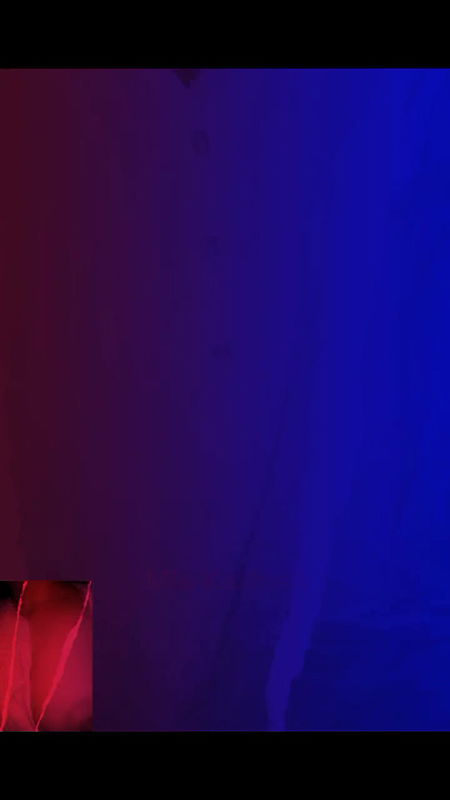 Mia feels very hot feelings