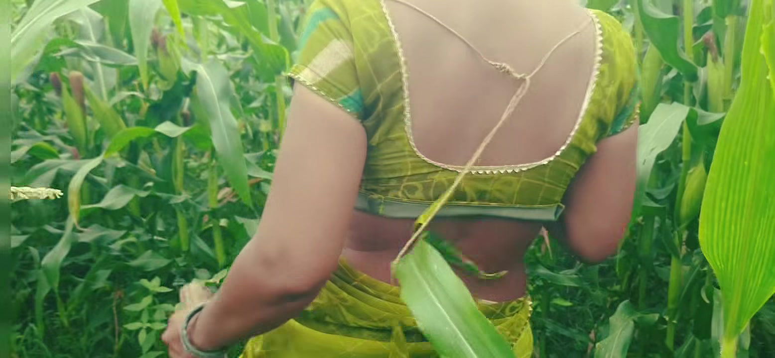 Desi Girl’s Outdoor Indian Village Girl Outside