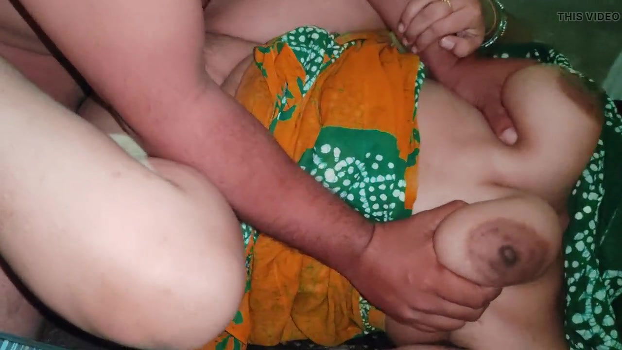 Bengali hot Desi bhabi sex with appartment security guard