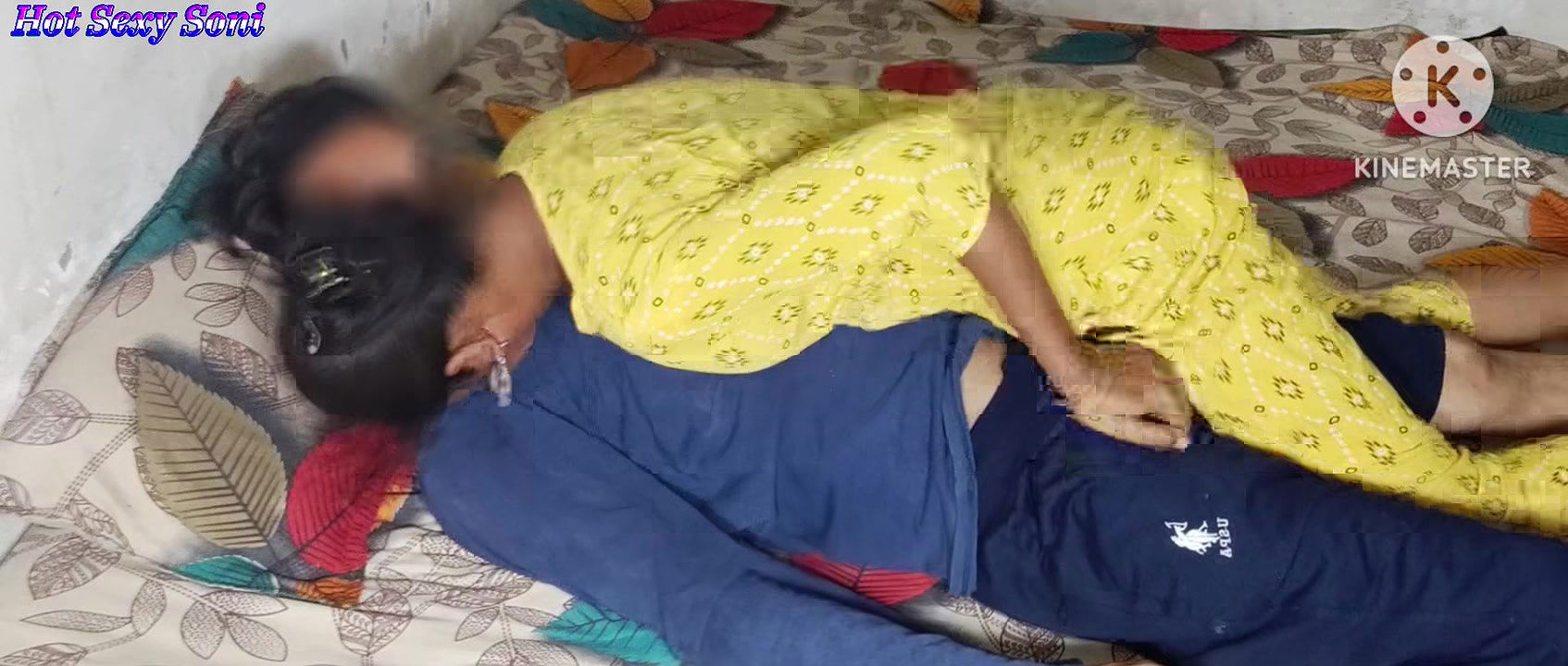 Desi Soni had a lot of fun sucking her boyfriend’s long thick cock today