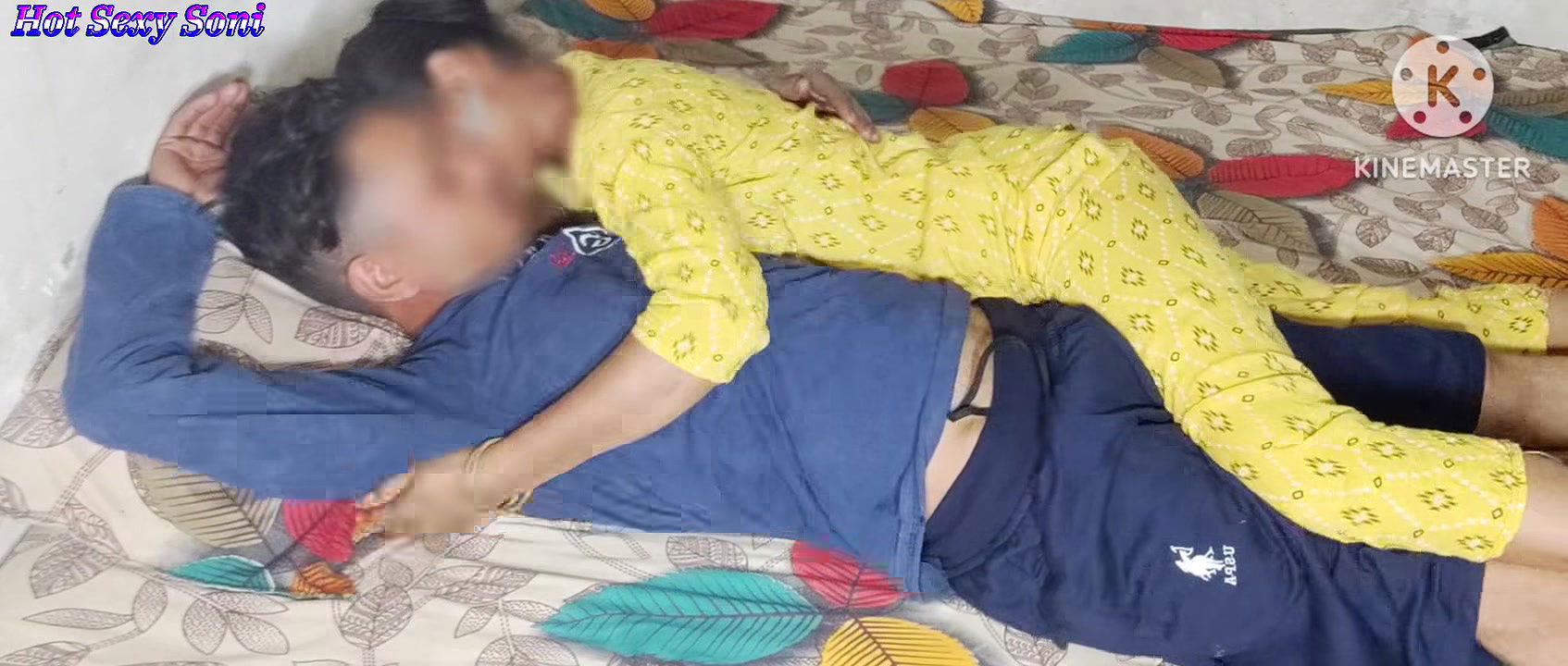 Desi Soni had a lot of fun sucking her boyfriend’s long thick cock today