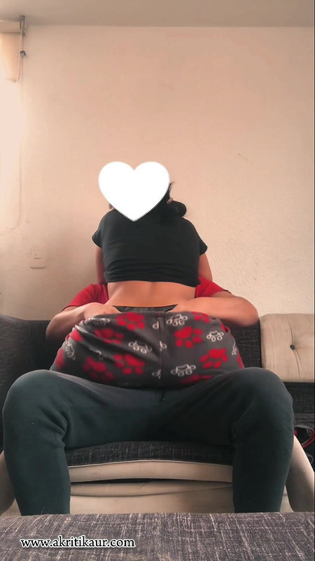 Aakriti kaur Real House Landlord Come and Fuck Viral Video ft. Indian Beautiful Girl