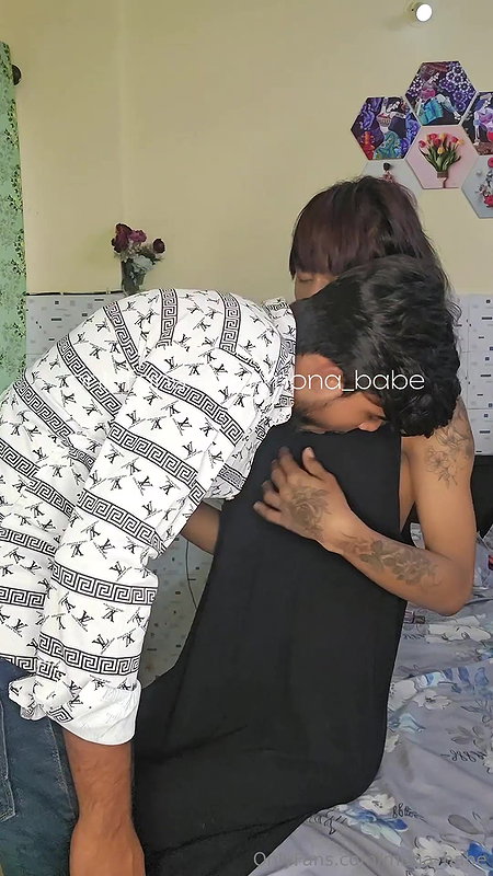 Desi Indian shemale mona babe 69 blowjob and cum on her hands