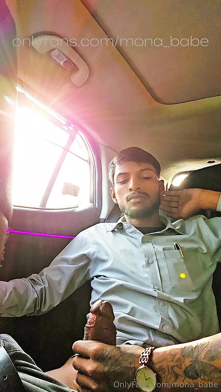 Desi shemale mona babe blowjob and Ass fuck in car