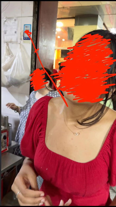 UPSKIRT OF A VERY HOT TEEN