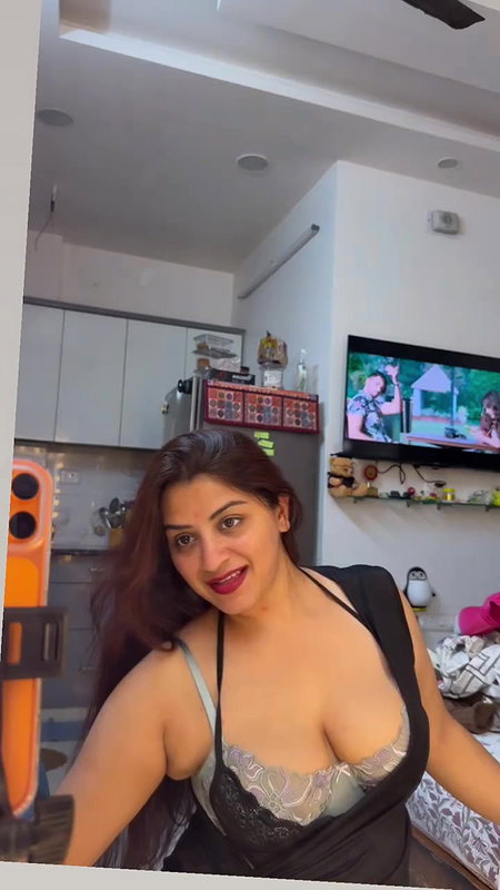 Vandana Pathak insta subscription