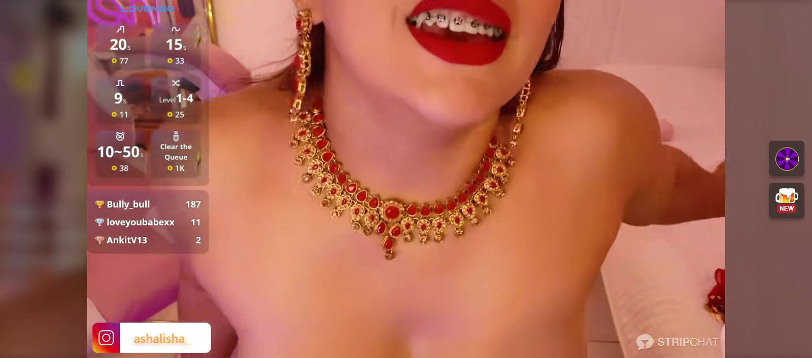 Horny chubby girl in SAREE STRIP sexy TEASE