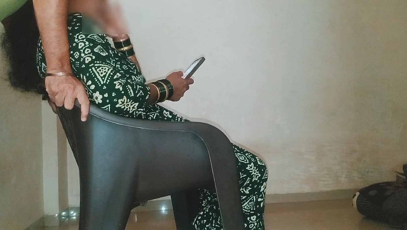 Desi Aunty Fucking on Chair Hard