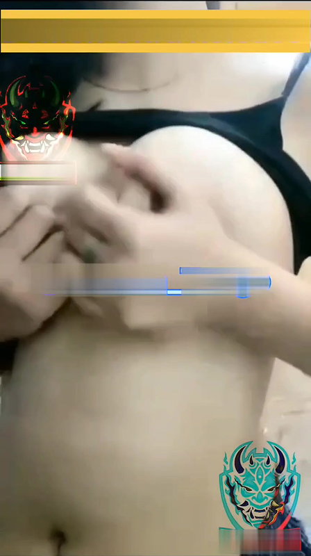 Cute Tango Moon Boob Show and Pubes on Live With Full Face