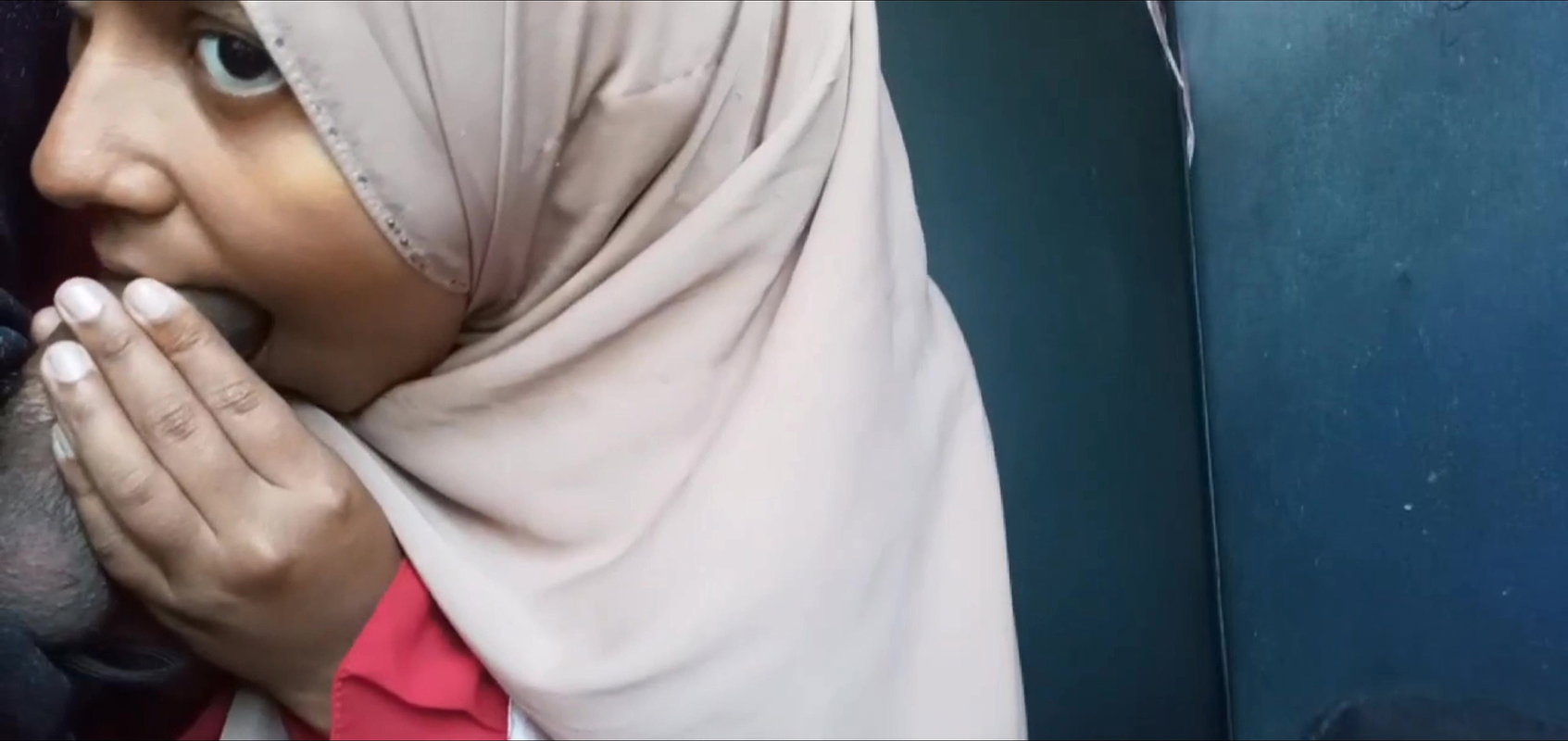 Hijabi girl sucking and ass fucking with lover