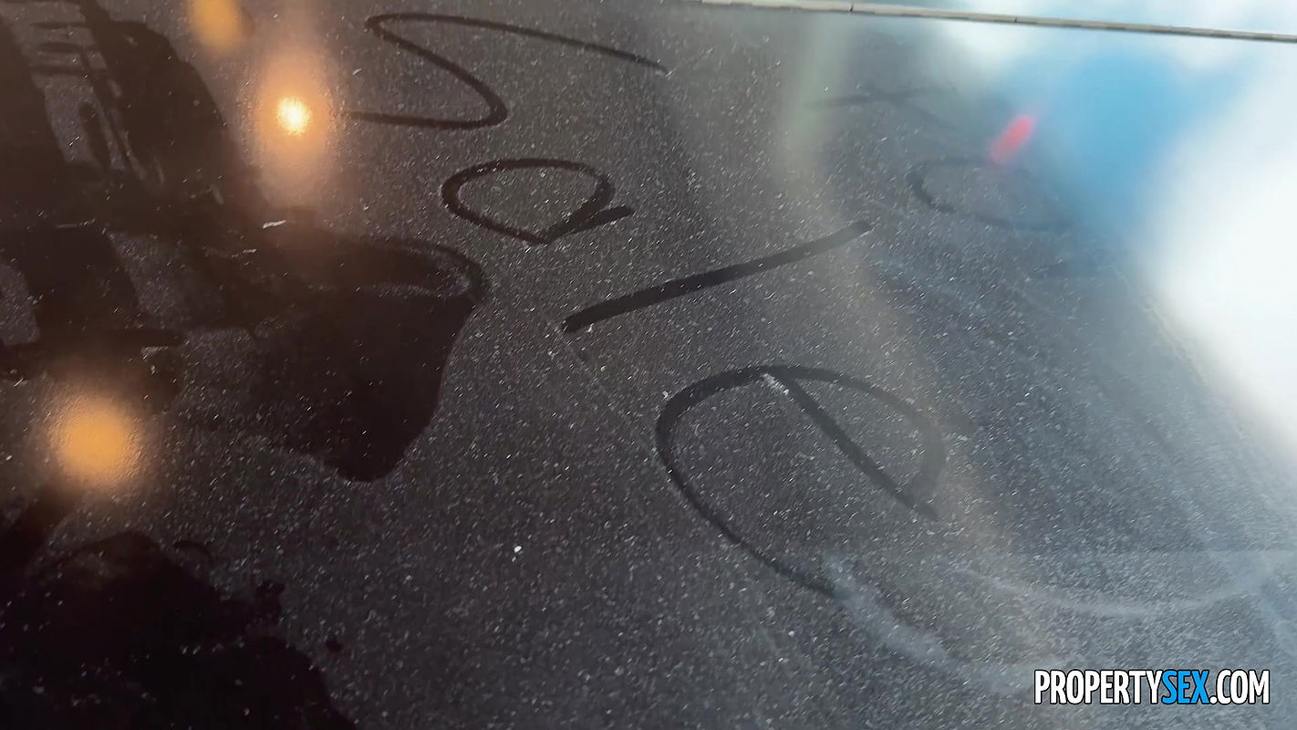 House Humpers with Lana Smalls & Kate Legend in Under The Table Deal