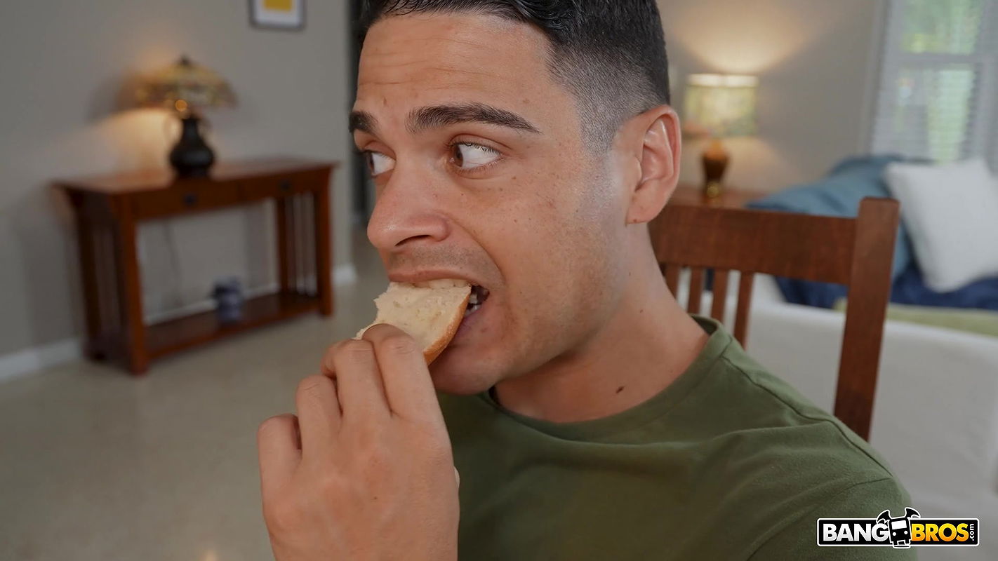 Mom Is Horny with Lily Lane in Jerking Off To My Stepmom